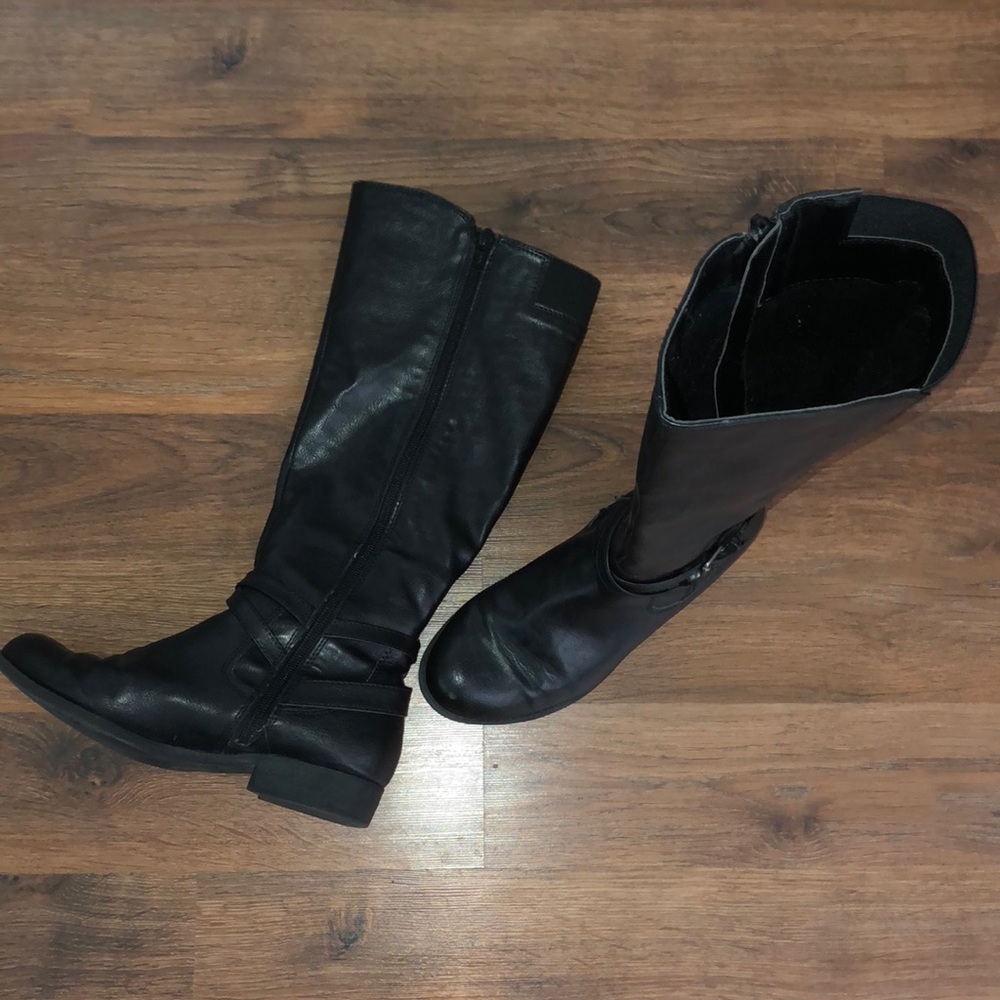 Black Boots